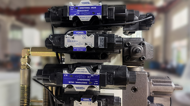 愛科注塑機(jī)油路系統(tǒng)